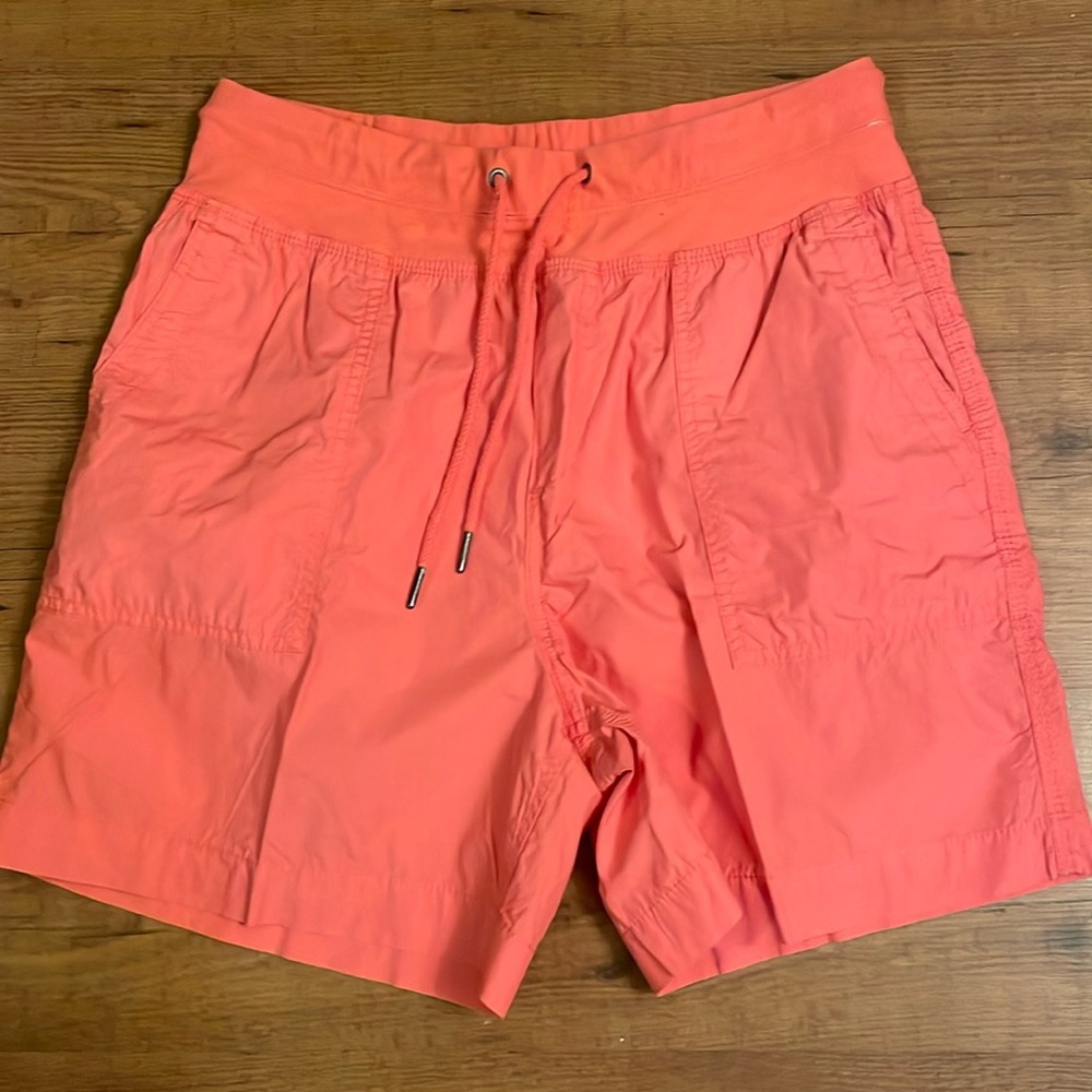 Joe Fresh coral cargo short.